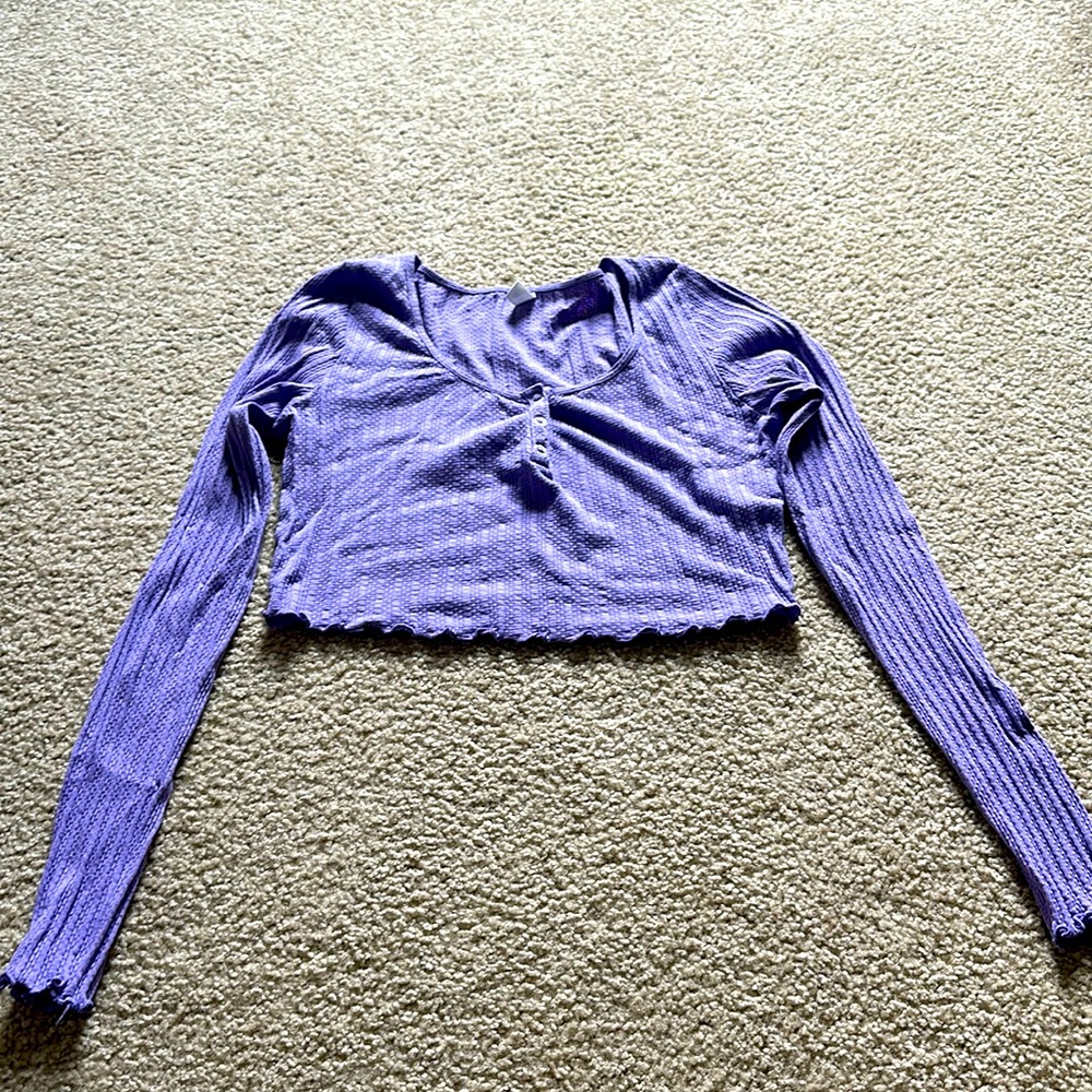 BP- size XS purple crop top